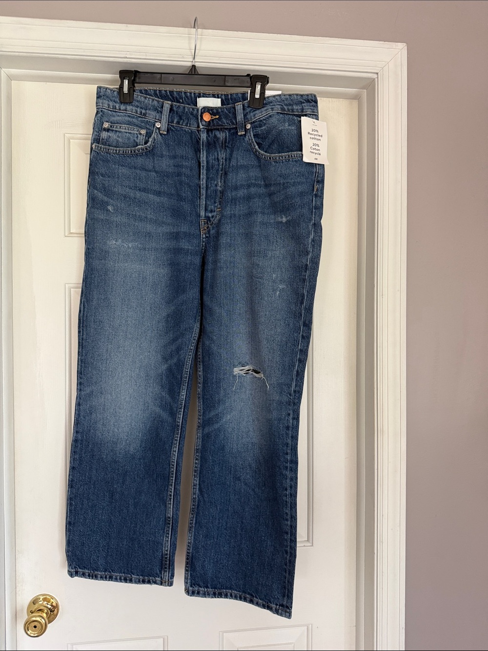 H&M Women’s Blue Distressed Straight-Leg Jeans